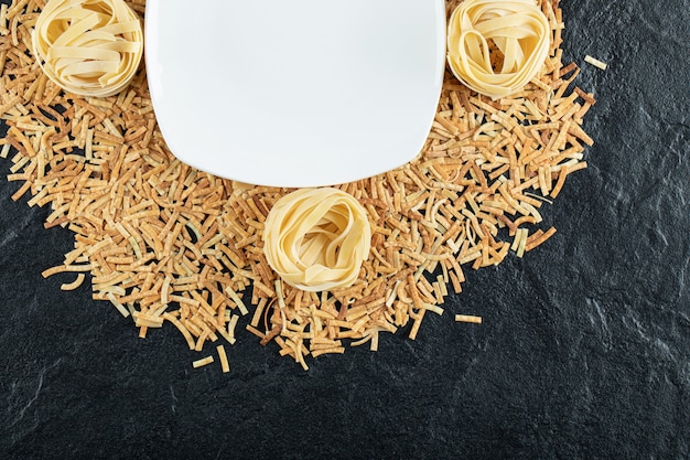 makaron orkiszowy razowy spaghetti bio 500 g alb gold