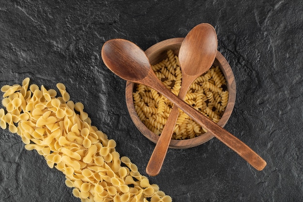 makaron ytni razowy rurka bio 400 g bio planet