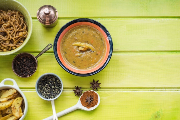 sos curry indian madras bezglutenowy bio 350 g terrasana