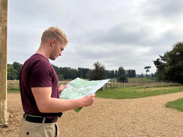 Siarczan niklu gdzie występuje i jakie ma zastosowania?