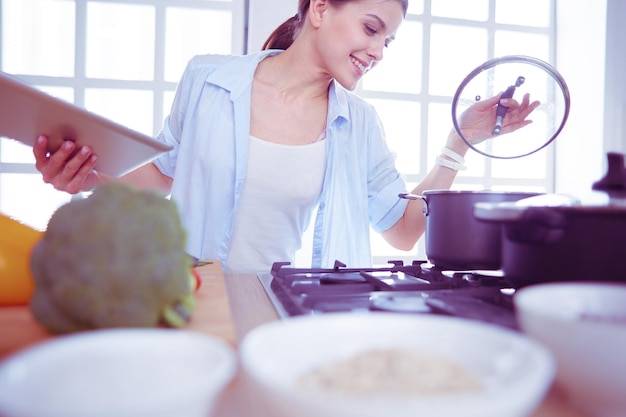 Jak gotować na cały tydzień z większą łatwością?