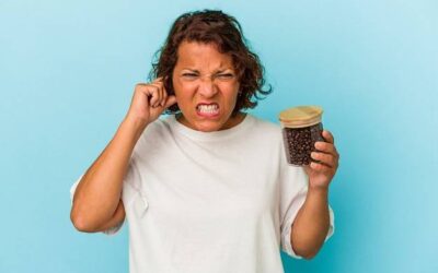 Na co szkodzi kawa rozpuszczalna i czy warto jej unikać?