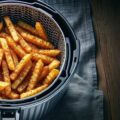 Frytki w piekarniku ile minut potrzeba na chrupiący efekt?